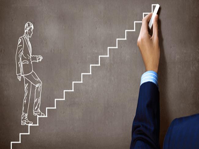 Guia MBAs e pós-graduação em TI 2015: prepare-se para dar um salto na carreira