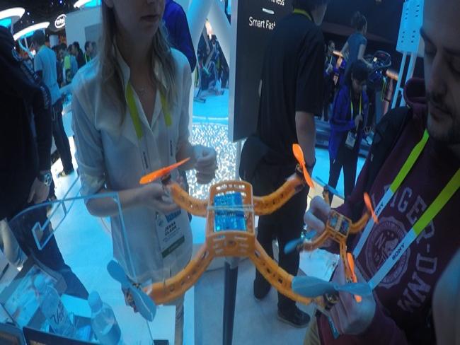 Conheça o protótipo de relógio e drone que tira fotos no ar