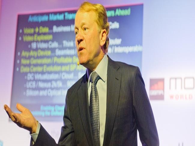 John Chambers nega rumores sobre aquisição da EMC