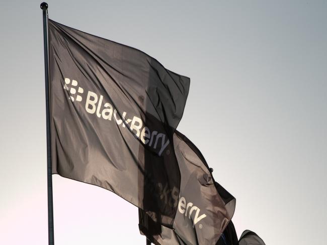 Com foco 100% corporativo