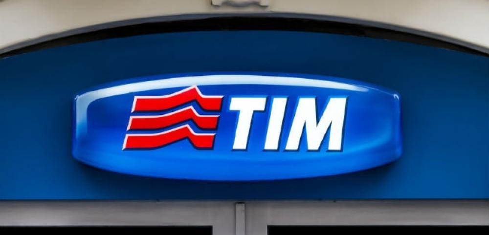 TIM pode dispensar 1 mil funcionários até o fim de março