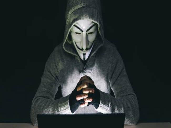 Anonymous derruba site da Nissan em protesto à caça de baleias no Japão