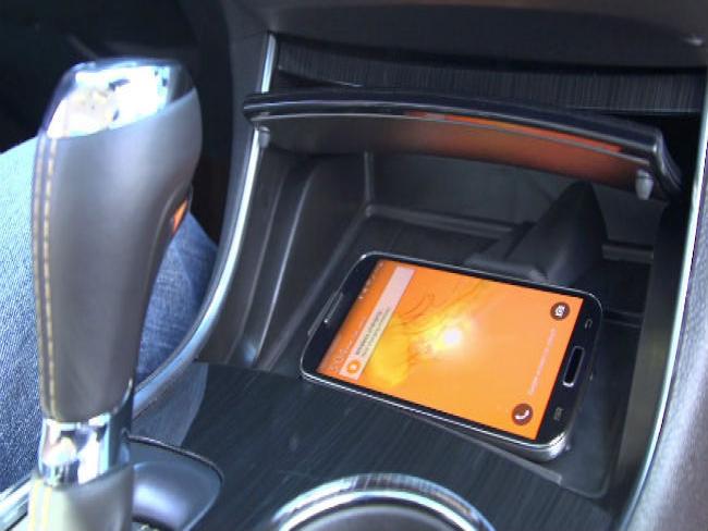 Chevrolet desenvolve tecnologia para resfriar celular dentro do carro