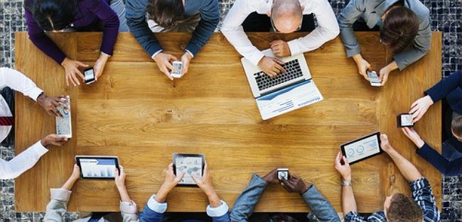 Canais de comunicação on-line não são confiáveis