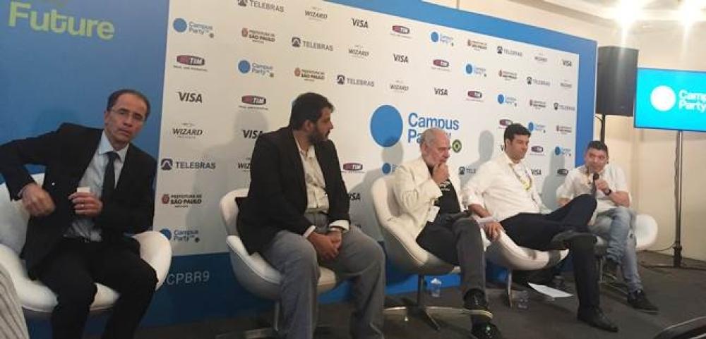 Campus Party 2016 propõe reflexão sobre futuro da humanidade dominado por robôs