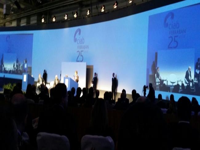 Evolução do mercado bancário só foi possível em razão da TI