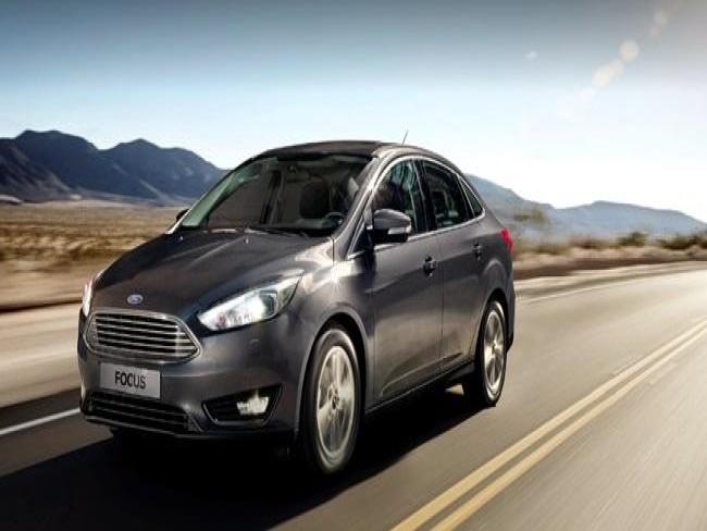 Ford cria tecnologia semiautônoma para motorista fugir do trânsito