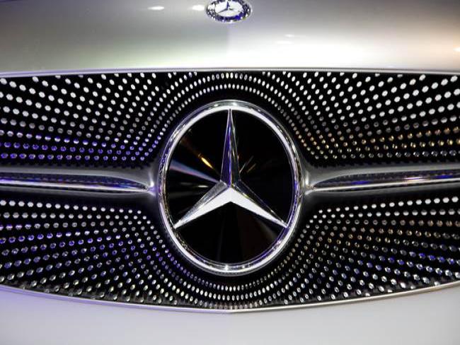 Mercedes-Benz embarcará tecnologia de conectividade em seus automóveis