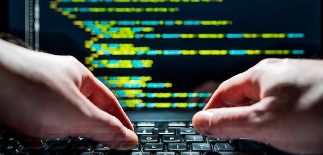 Pesquisador treina computador para encontrar futuros criminosos