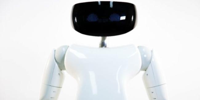 Itália cria robô doméstico que pode até passear com cachorro