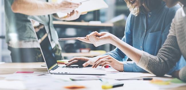 Saint-Gobain promove hackathon para buscar inovações com foco nos clientes