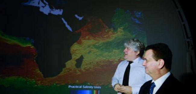 Kassab inaugura na UFRJ mais potente computador em universidades do País