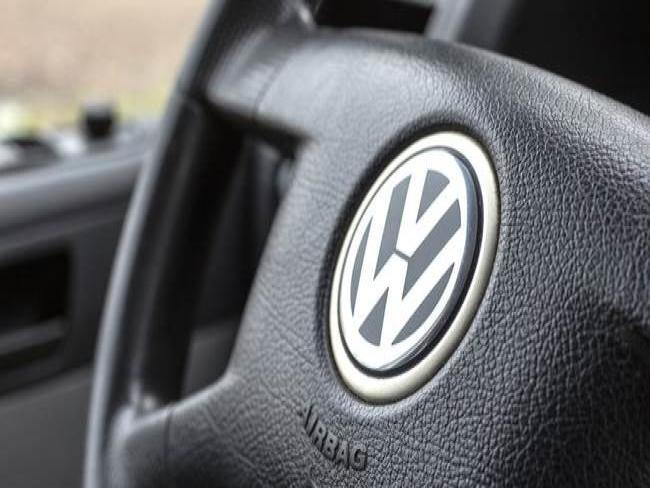 Volkswagen admite uso de software fraudulento em testes em carros