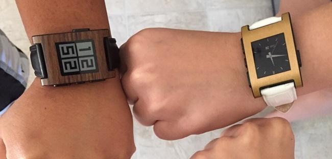 Pebble diz que seus smartwatches devem continuar a ser vendidos em 2017