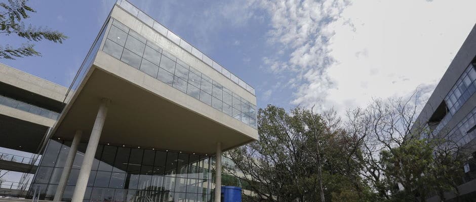 Centro inteligência artificial ibm