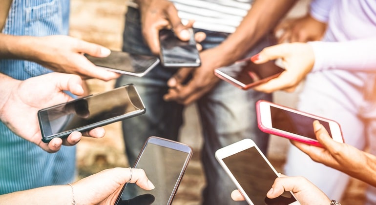 Smartphones em grupo
