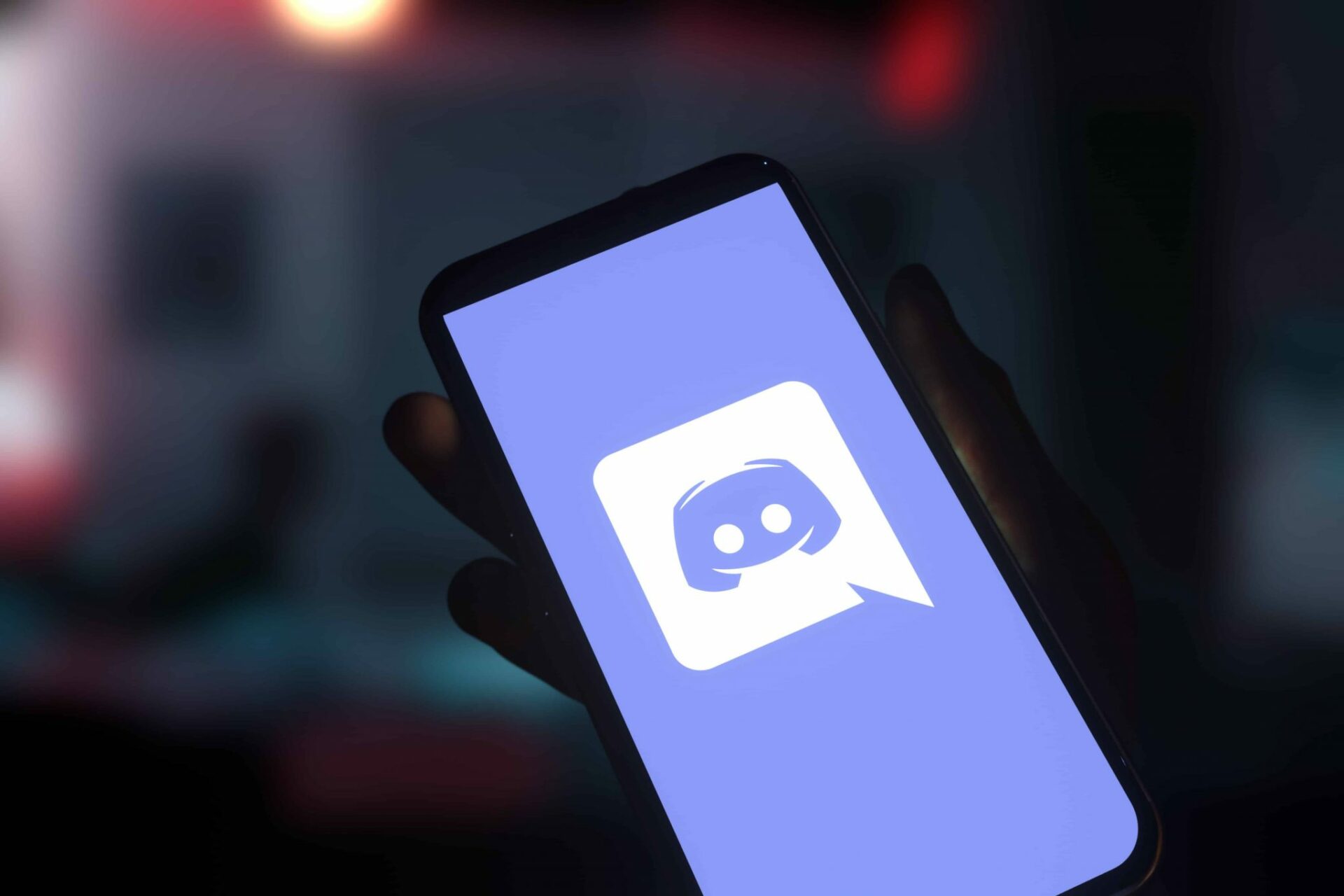 Logoda plataforma Discord em uma tela de smartphone