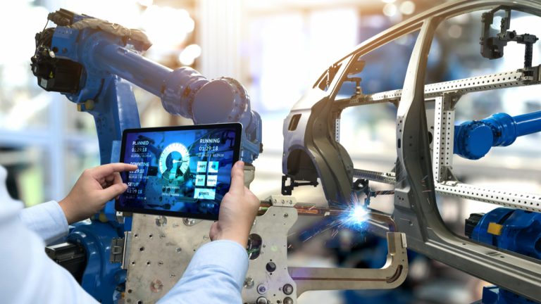 montadora, indústria automotiva, carro, linha de montagem