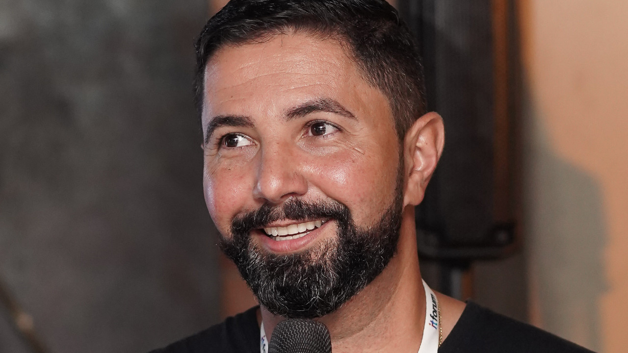 Édson Tavares, CTO da Via, durante debate no IT Forum Grande Encontro