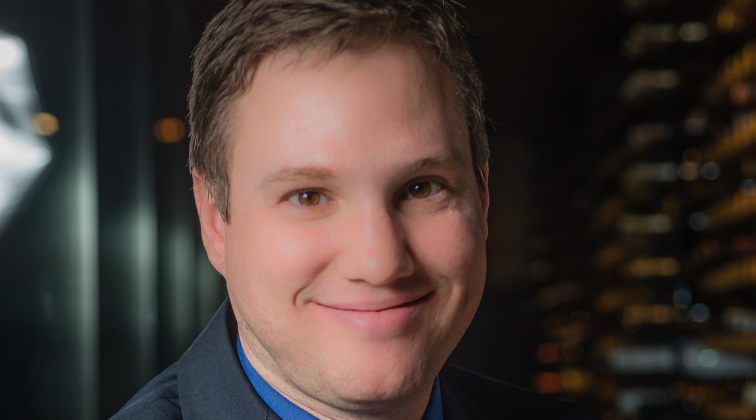 Thiago Schmitz, head of customer success da Whatslly