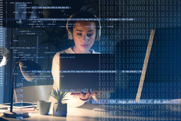 bolsas de estudos em tecnologia para mulheres