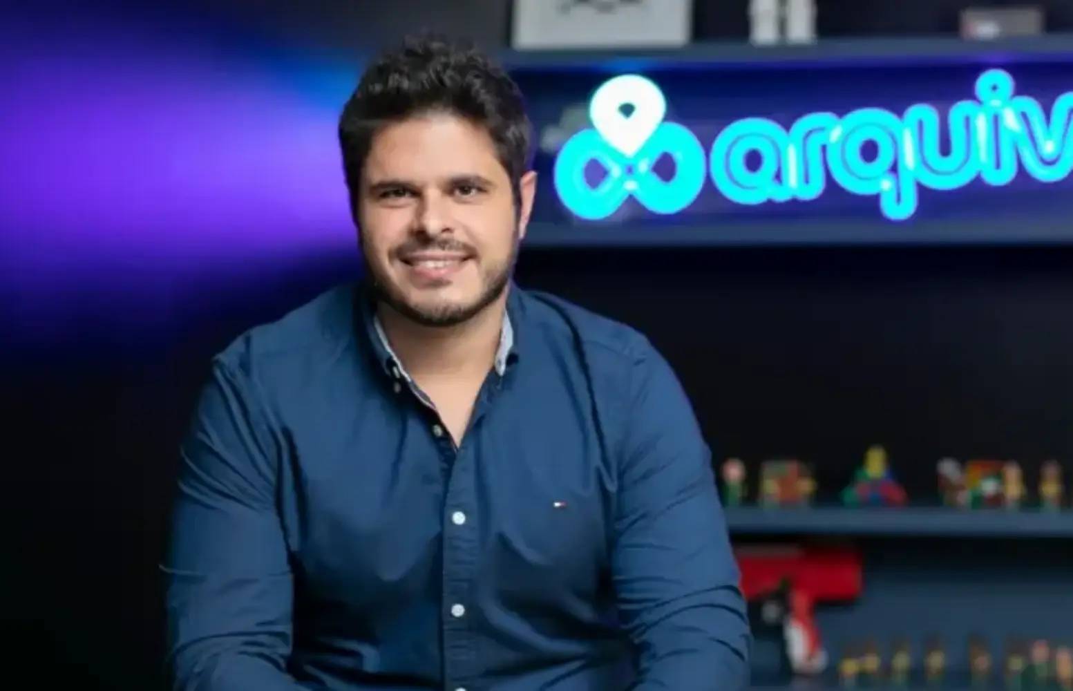 Christian de Cico, Arquivei