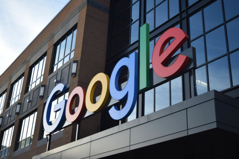 Google IA generativa bard, Justiça, Google