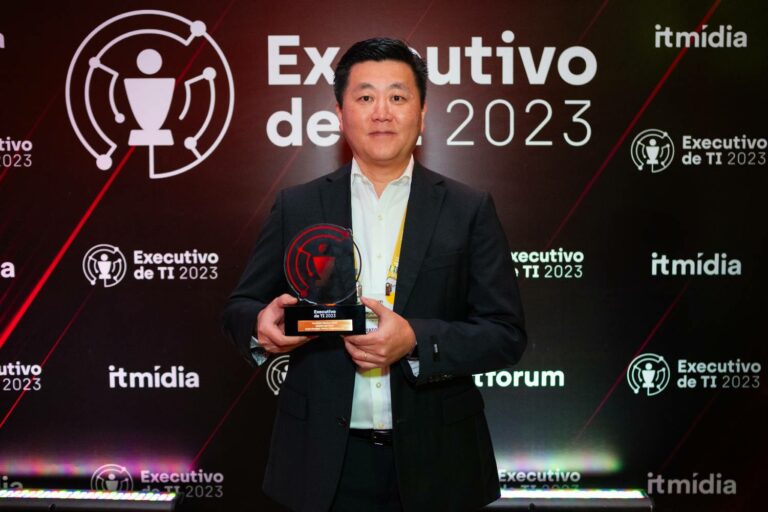 Humberto Takaharu Shida, superintendente de TI da Unimed Nacional, durante o IT Forum Salvador