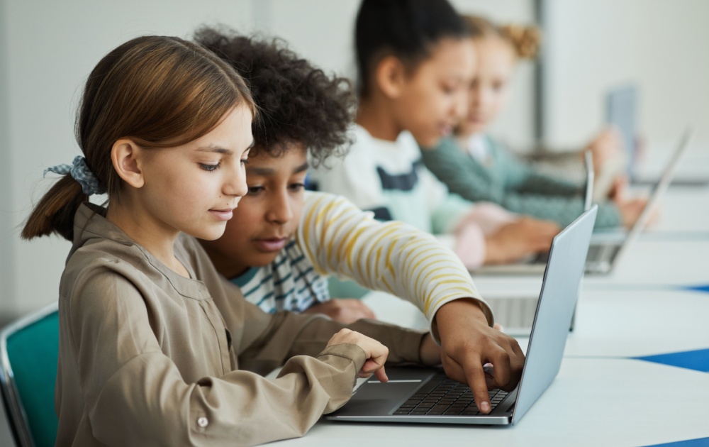 escolas públicas brasileiras, internet, conexão