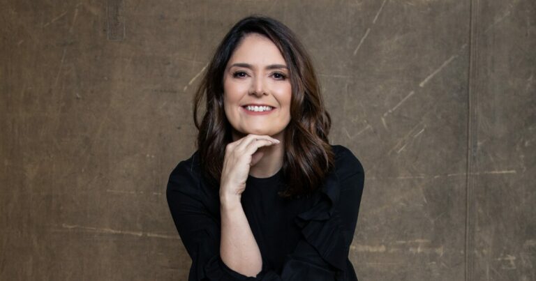 Adriana Viali, tendencias