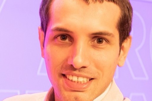 Sebastián Bezzo Simetrik