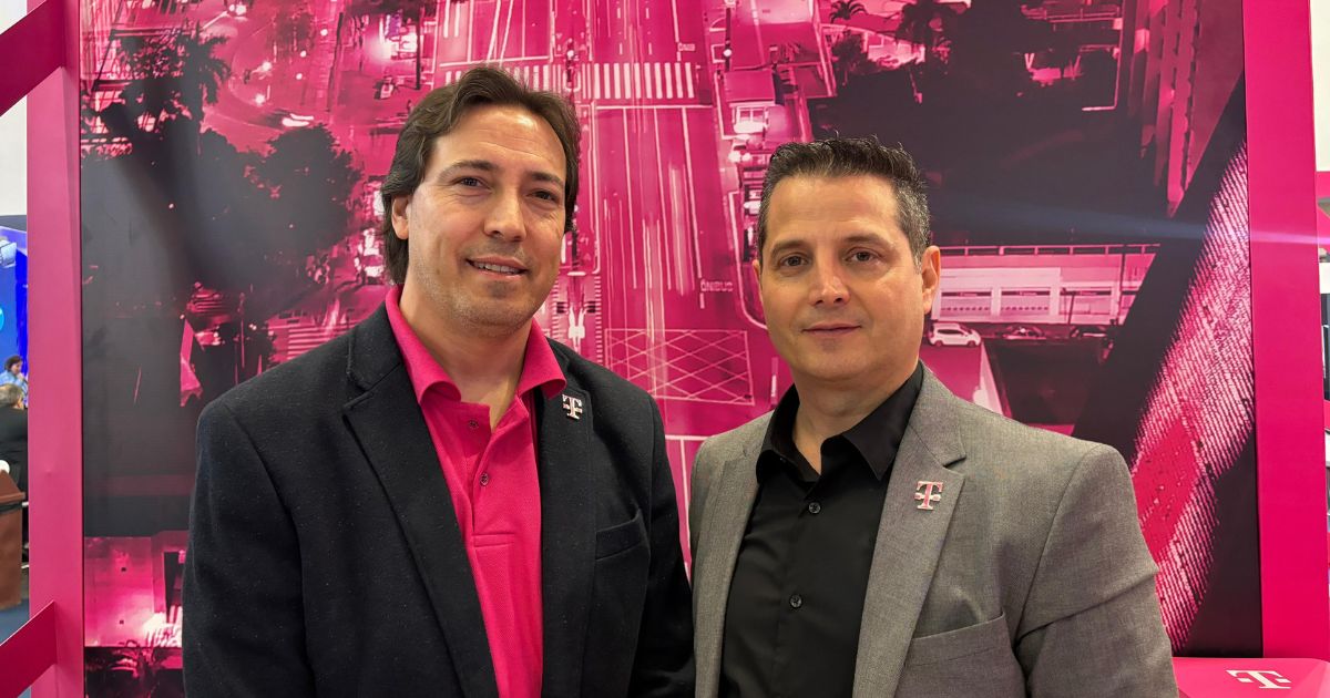 Leonardo Saucedo, diretor Latam da Deutsche Telekom Carrier, e Pablo Guaita, diretor-geral da Deutsche Telekom Global Business Solutions Brasil. Foto Déborah Oliveira