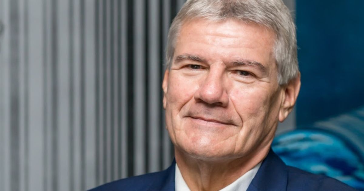 João Carlos de Oliveira, presidente da GS1 Brasil, em retrato profissional, cvc