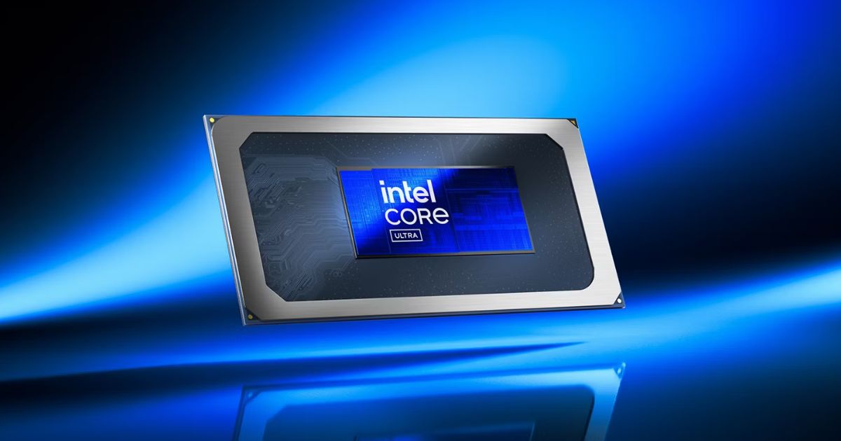 Imagem de um processador Intel Core Ultra em destaque, com design moderno e iluminação azul futurista ao fundo, representando inovação tecnológica
