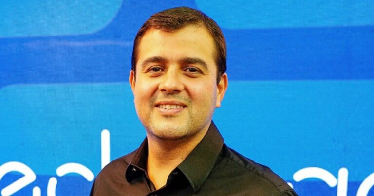 Tiago Farias, TrueChange, EUA