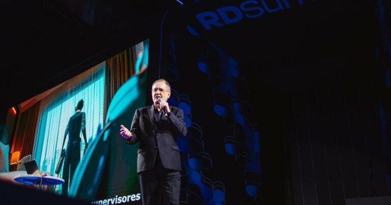 Walter Longo, sócio-diretor da Unimark Comunicação e especialista em inovação, durante o primeiro dia do RD Summit